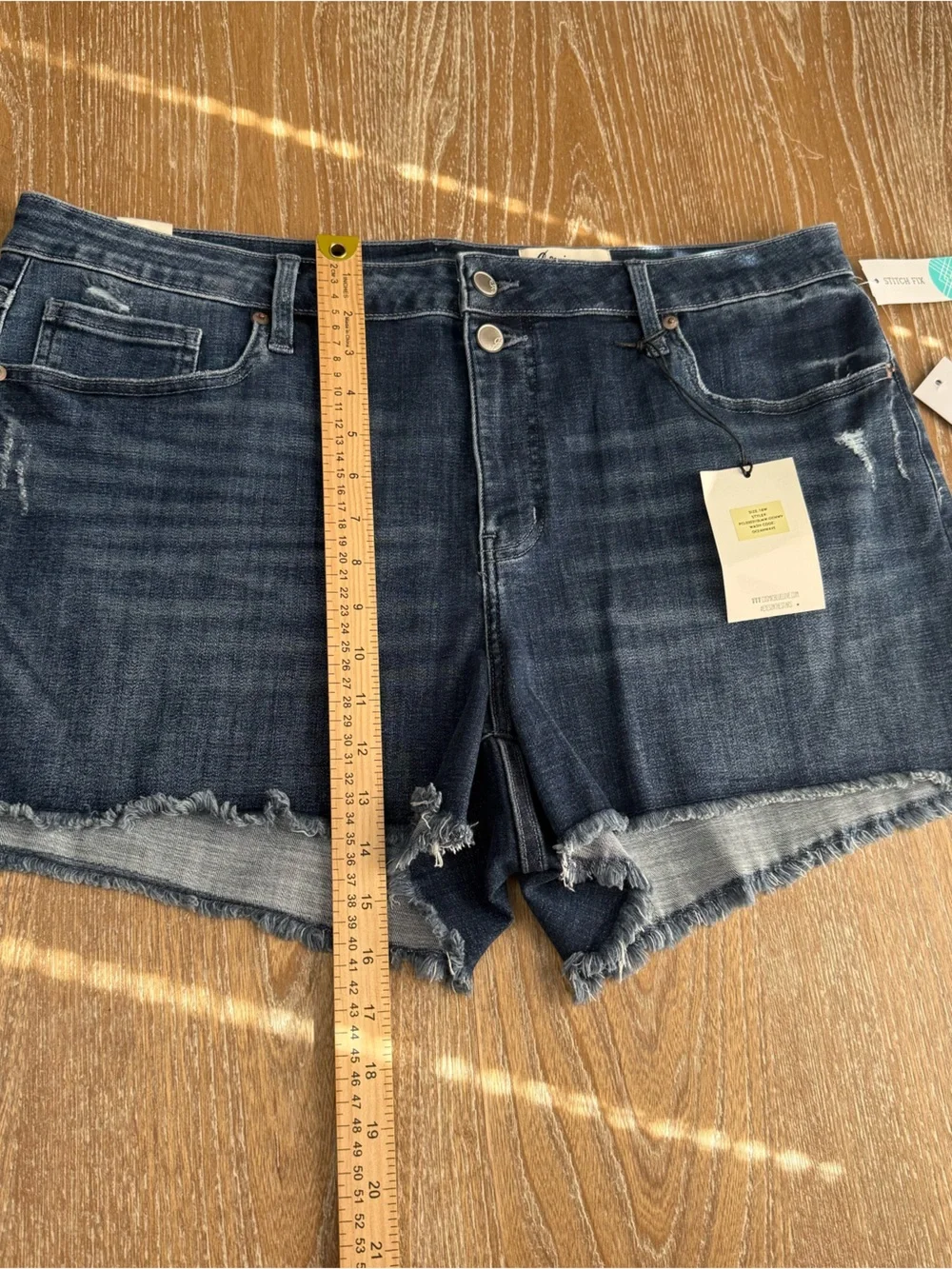 Cosmic Blue Love Dani Double High-rise Distressed Jean Shorts Women’s 16W NWT